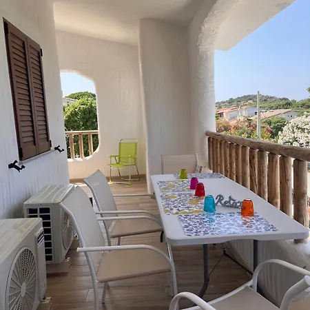 Casa Chiara Porto Columbu דירה *