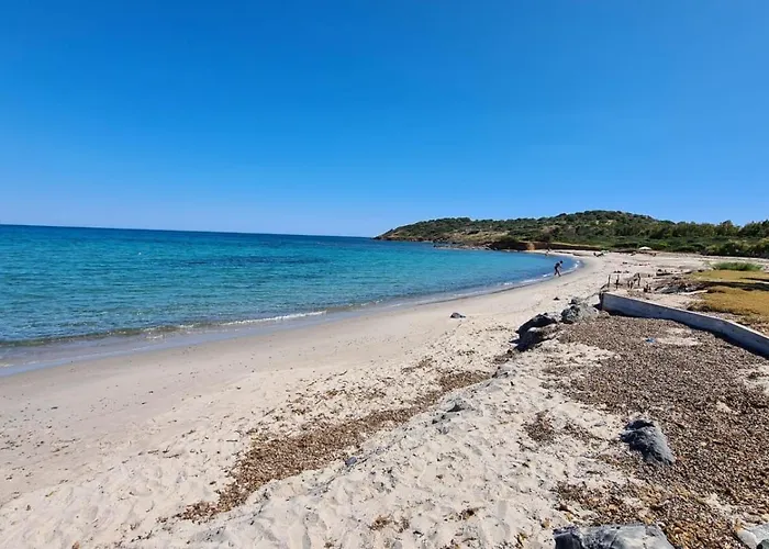 Casa Chiara Porto Columbu 公寓