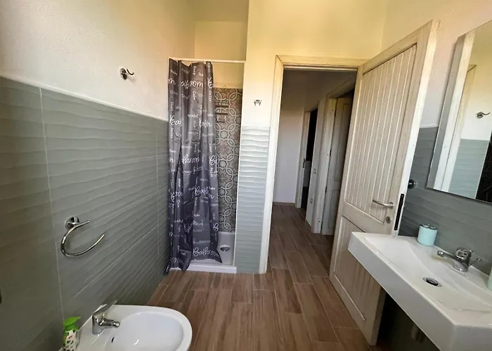 Casa Chiara Porto Columbu * Porto Columbu - Perd'E Sali